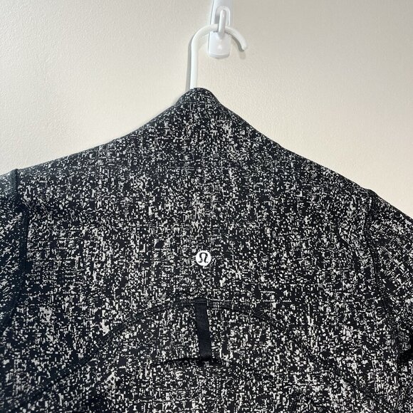 Lululemon Define Jacket Luon Suited Jacquard Black‎ White Size 2 - Picture 6 of 9